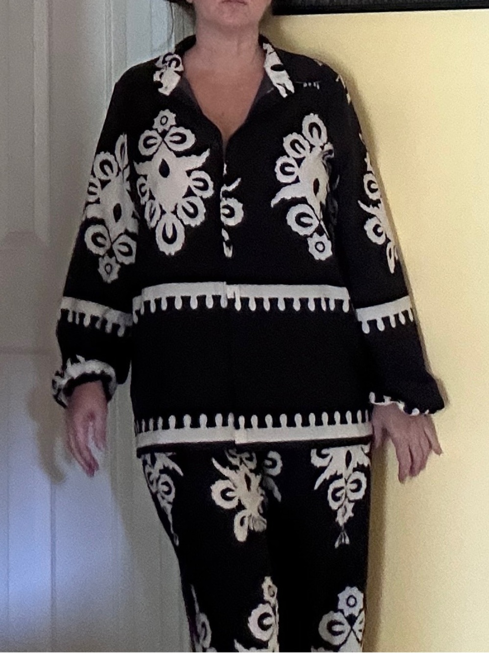 Black & White Patterned Women's Silky Set - Brand Unspecified